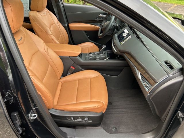2023 Cadillac XT4 Premium Luxury - Photo 8