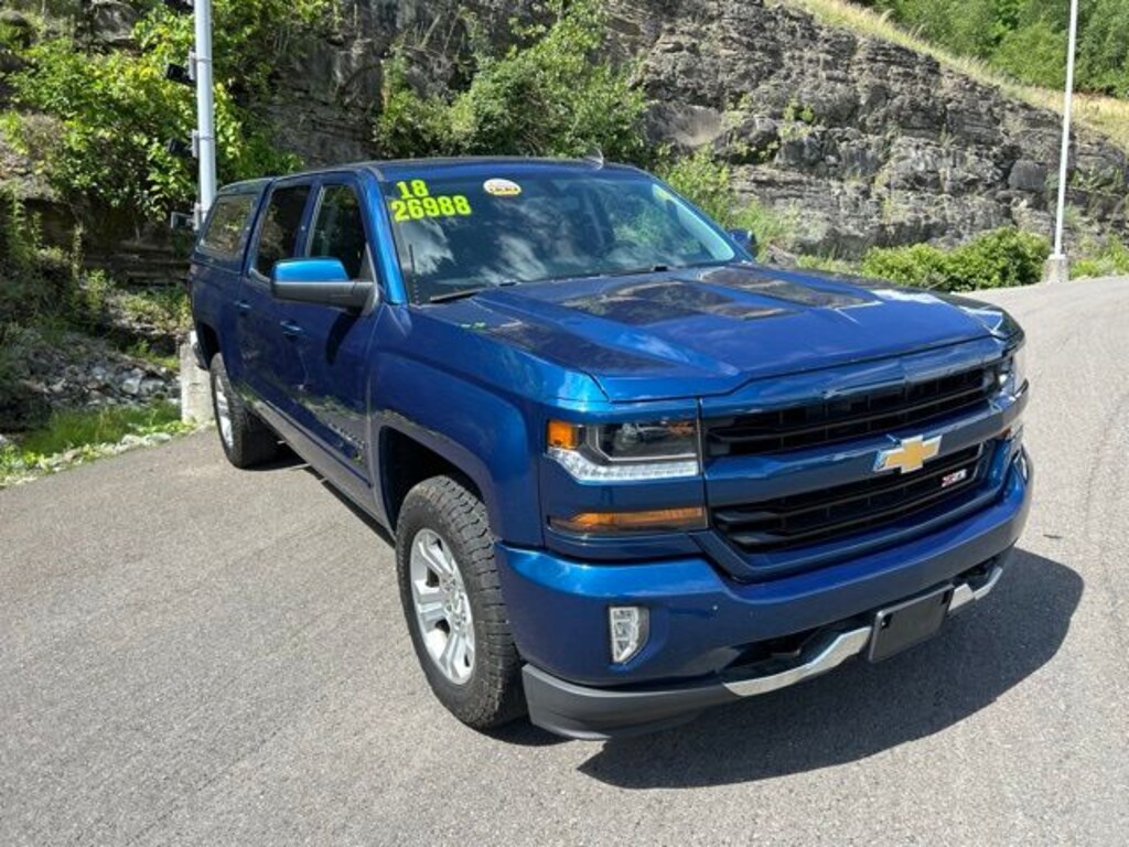 Used 2018 Chevrolet Silverado 1500 LT Truck Crew Cab