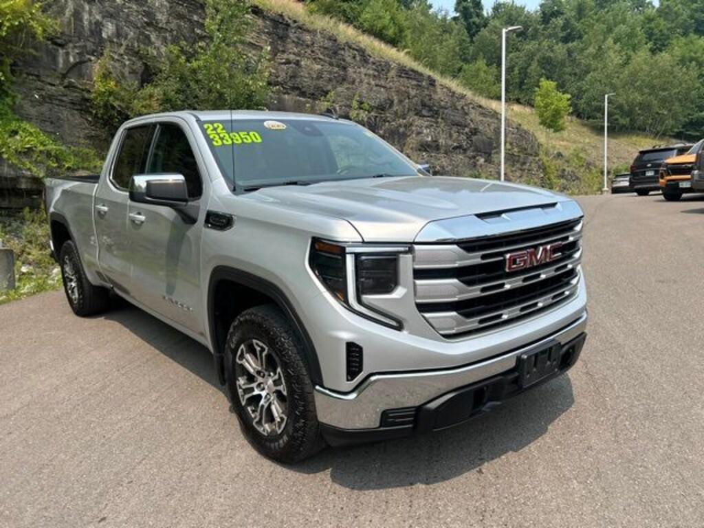 Used 2022 GMC Sierra 1500 SLE Truck Double Cab