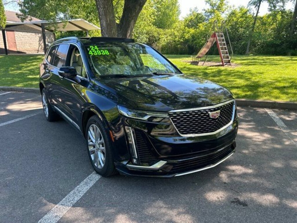 Used 2024 CADILLAC XT6 Premium Luxury SUV