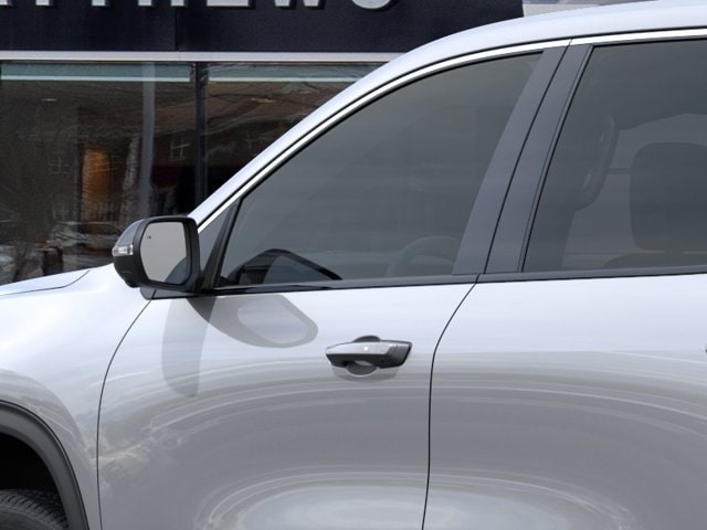 Additional photo of vehicle.
