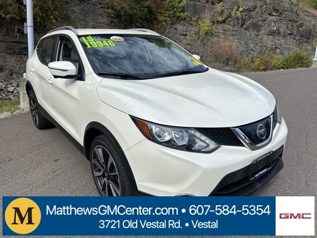 2019 Nissan Rogue Sport SL photo 3
