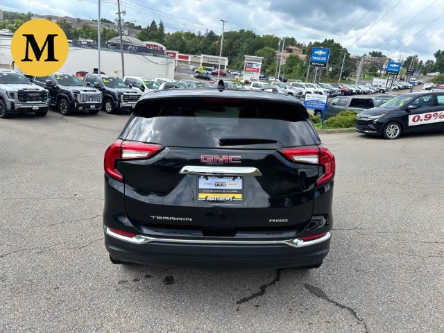 Additional photo of vehicle.