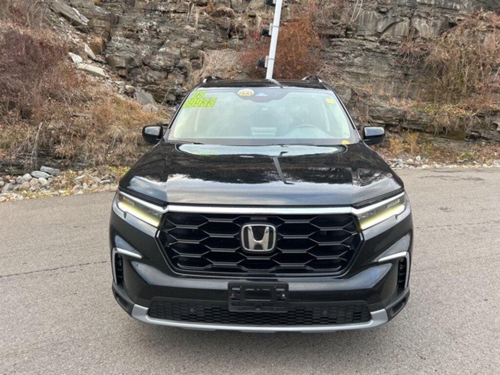 Used 2023 Honda Pilot Touring SUV