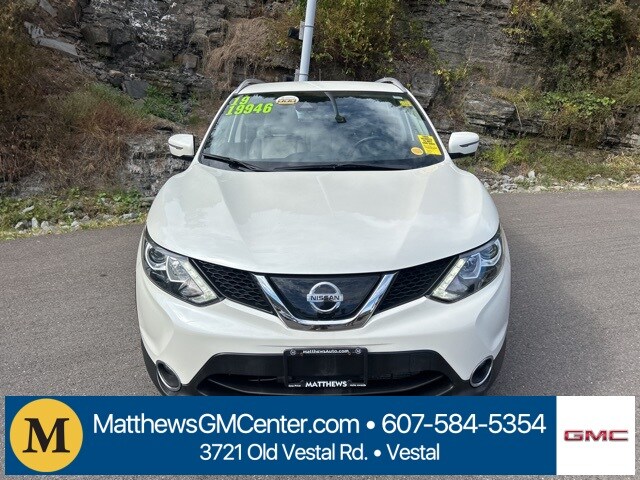 2019 Nissan Rogue Sport SL photo 2