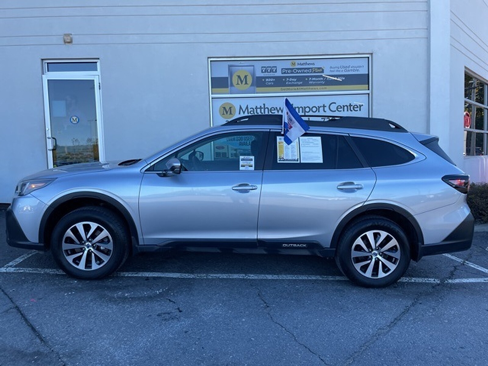 2022 Subaru Outback Premium photo 2
