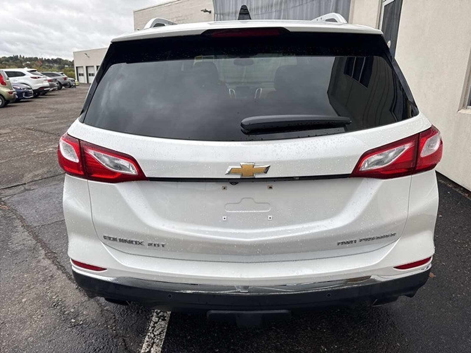 2019 Chevrolet Equinox Premier photo 2