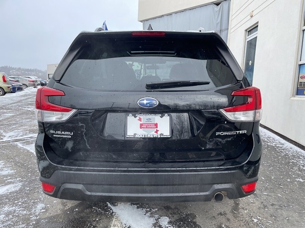 Used 2022 Subaru Forester Limited SUV