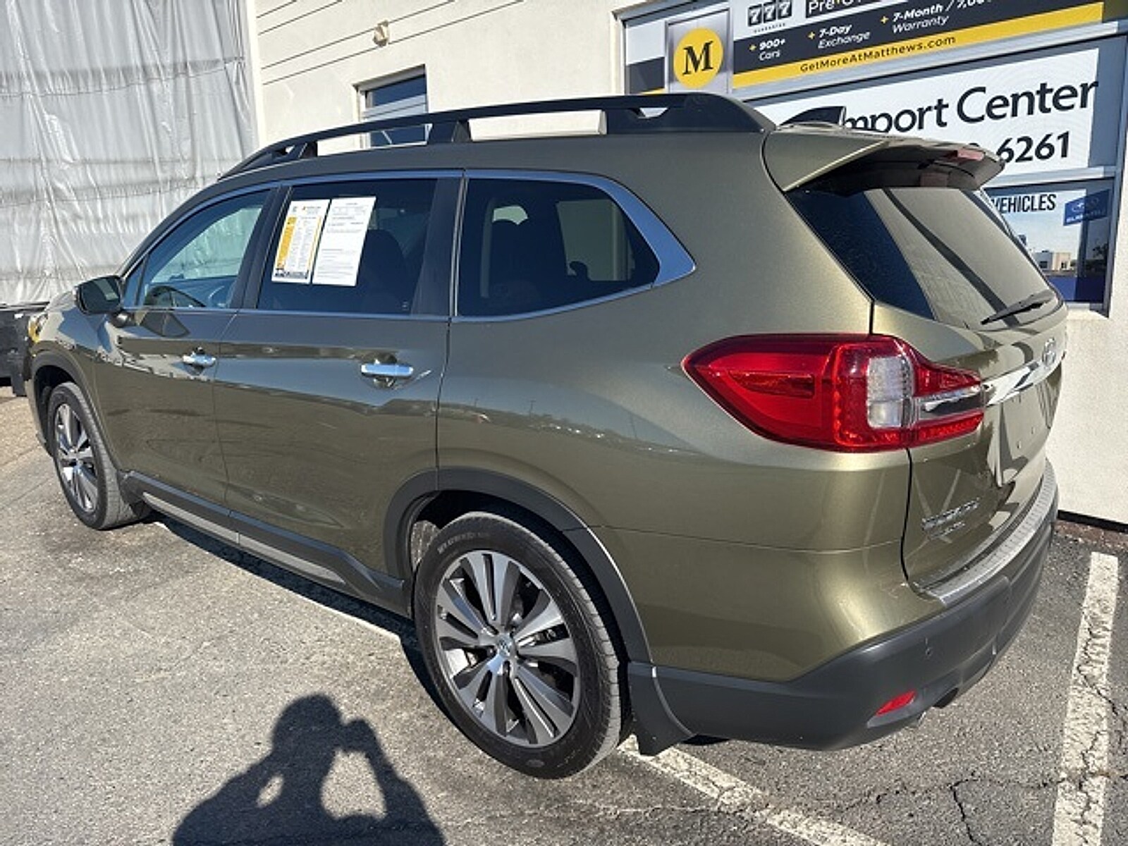 2022 Subaru Ascent Touring photo 3