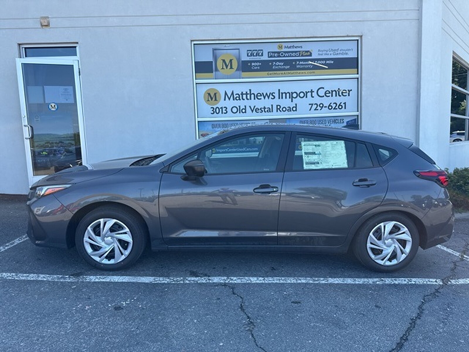 2025 Subaru Impreza Base photo 2