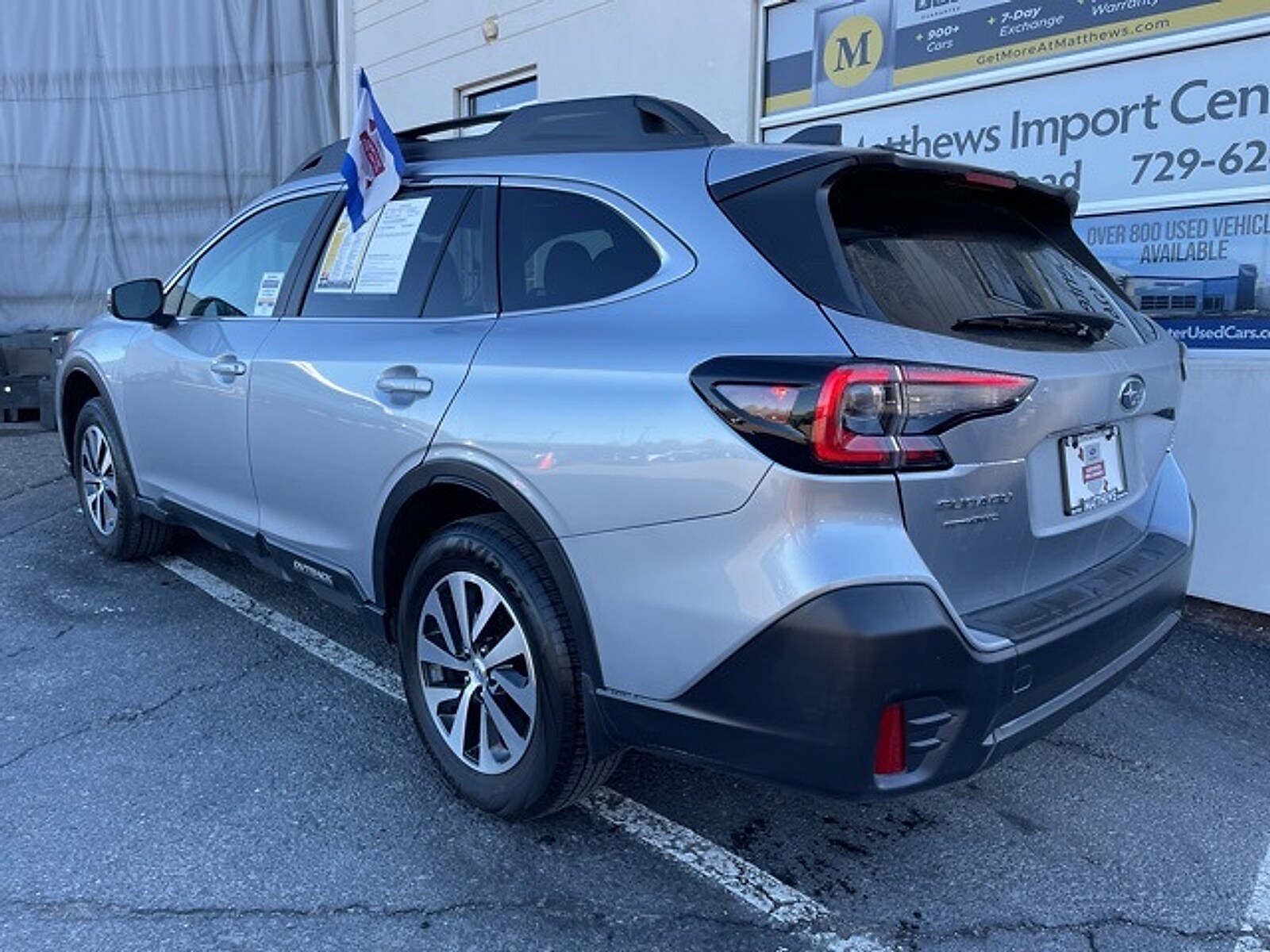 2022 Subaru Outback Premium photo 3