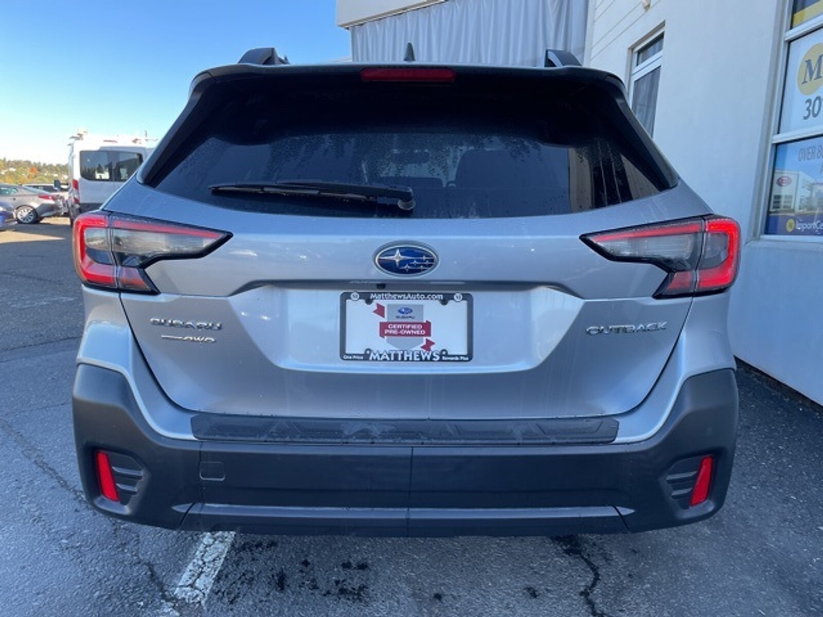 2022 Subaru Outback Premium photo 3