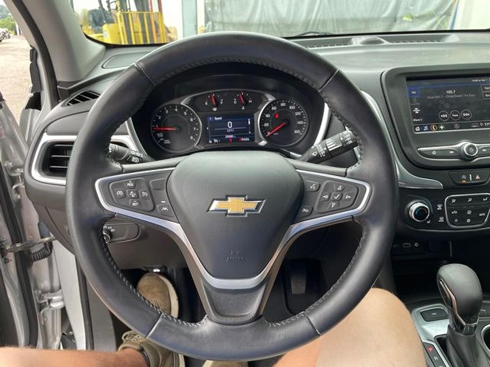 2022 Chevrolet Equinox LT - Photo 21