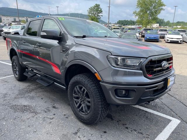 Additional photo of vehicle.