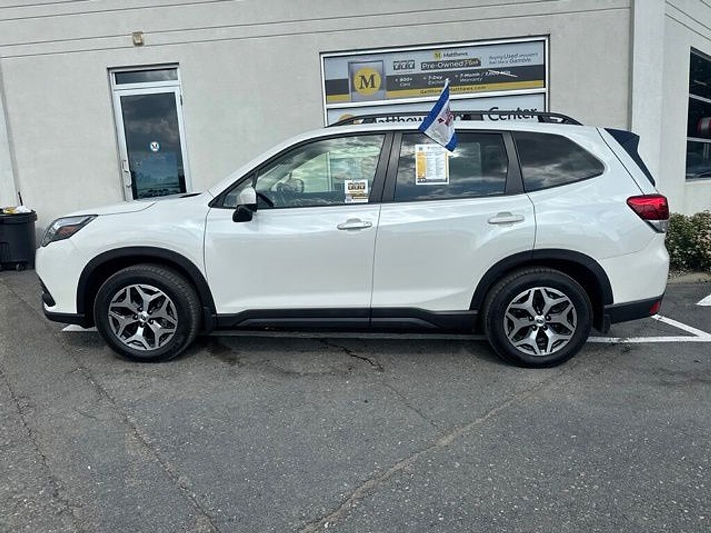 Used 2024 Subaru Forester Premium SUV