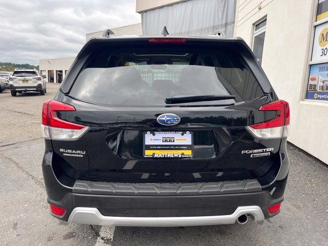 Additional photo of vehicle.