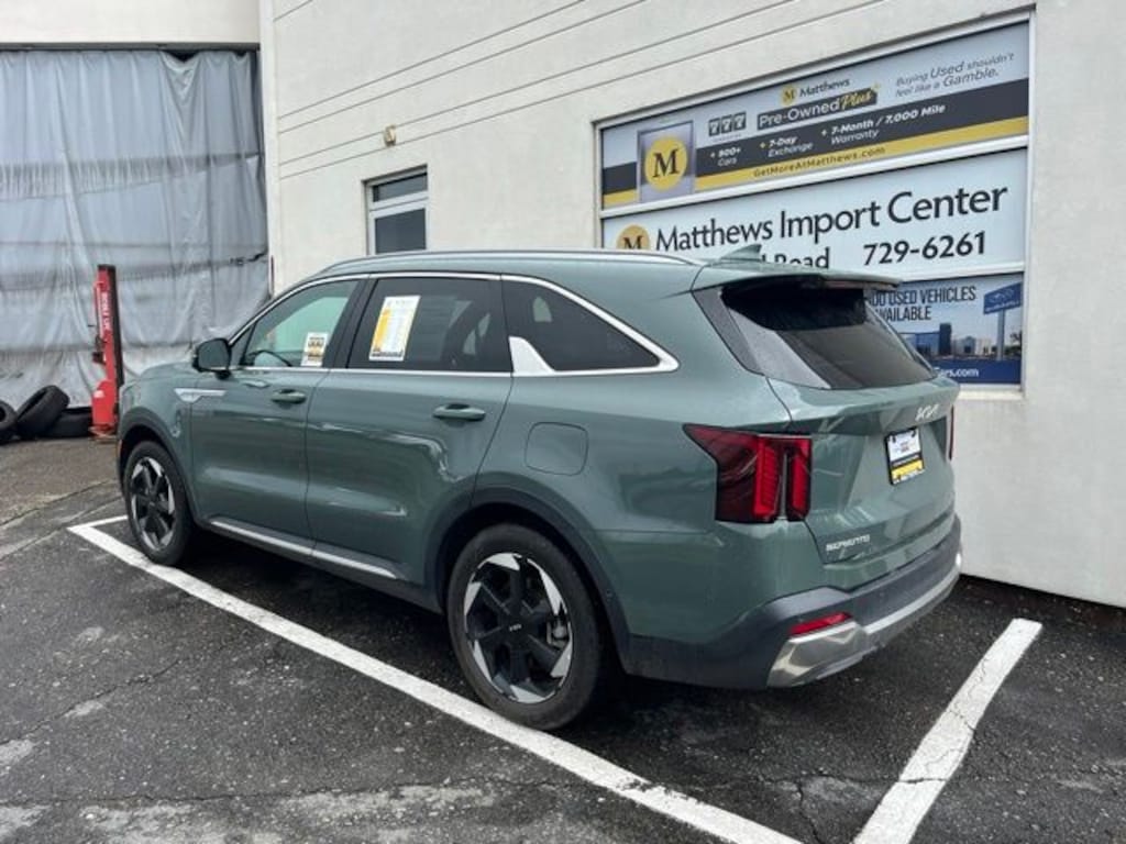 Used 2025 Kia Sorento Plug-In Hybrid SX Prestige SUV