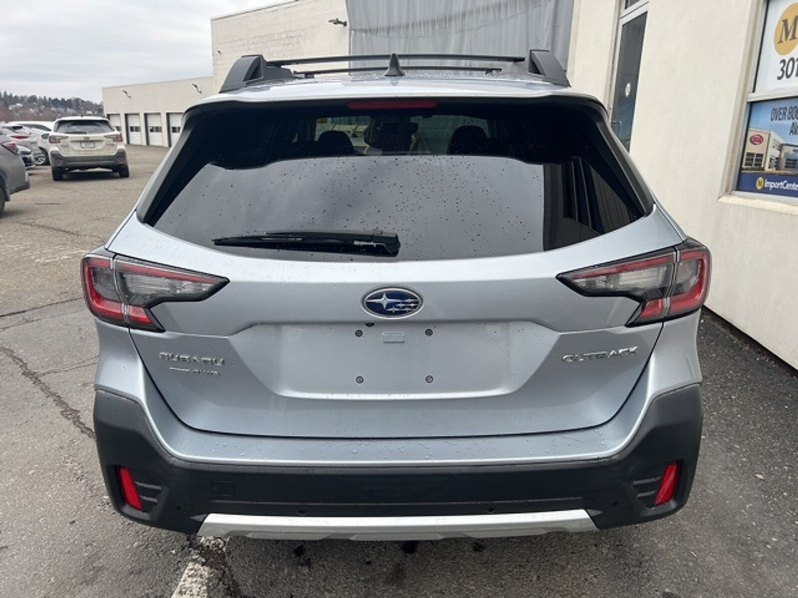2020 Subaru Outback Limited photo 4