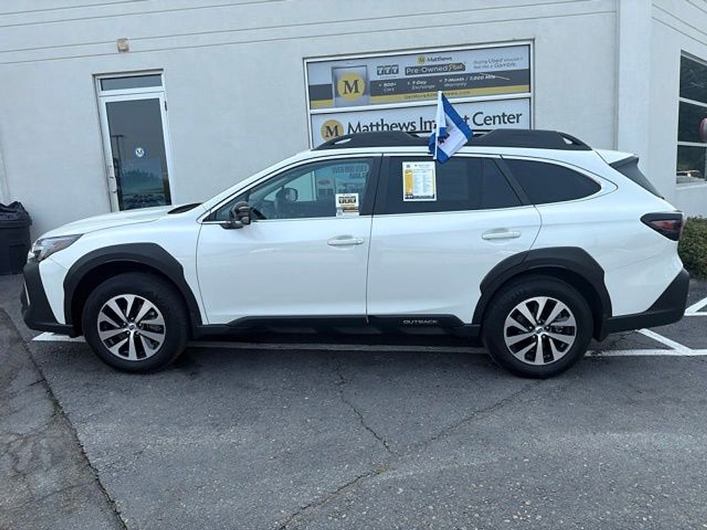 Used 2025 Subaru Outback Premium SUV