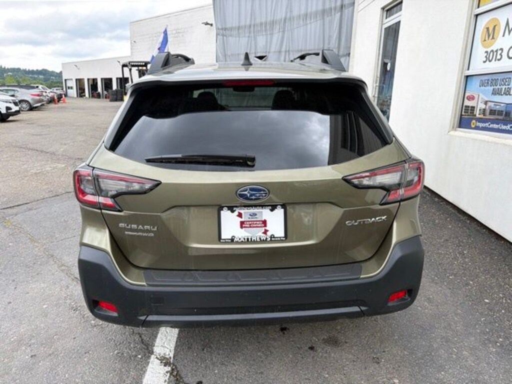Used 2024 Subaru Outback Premium SUV