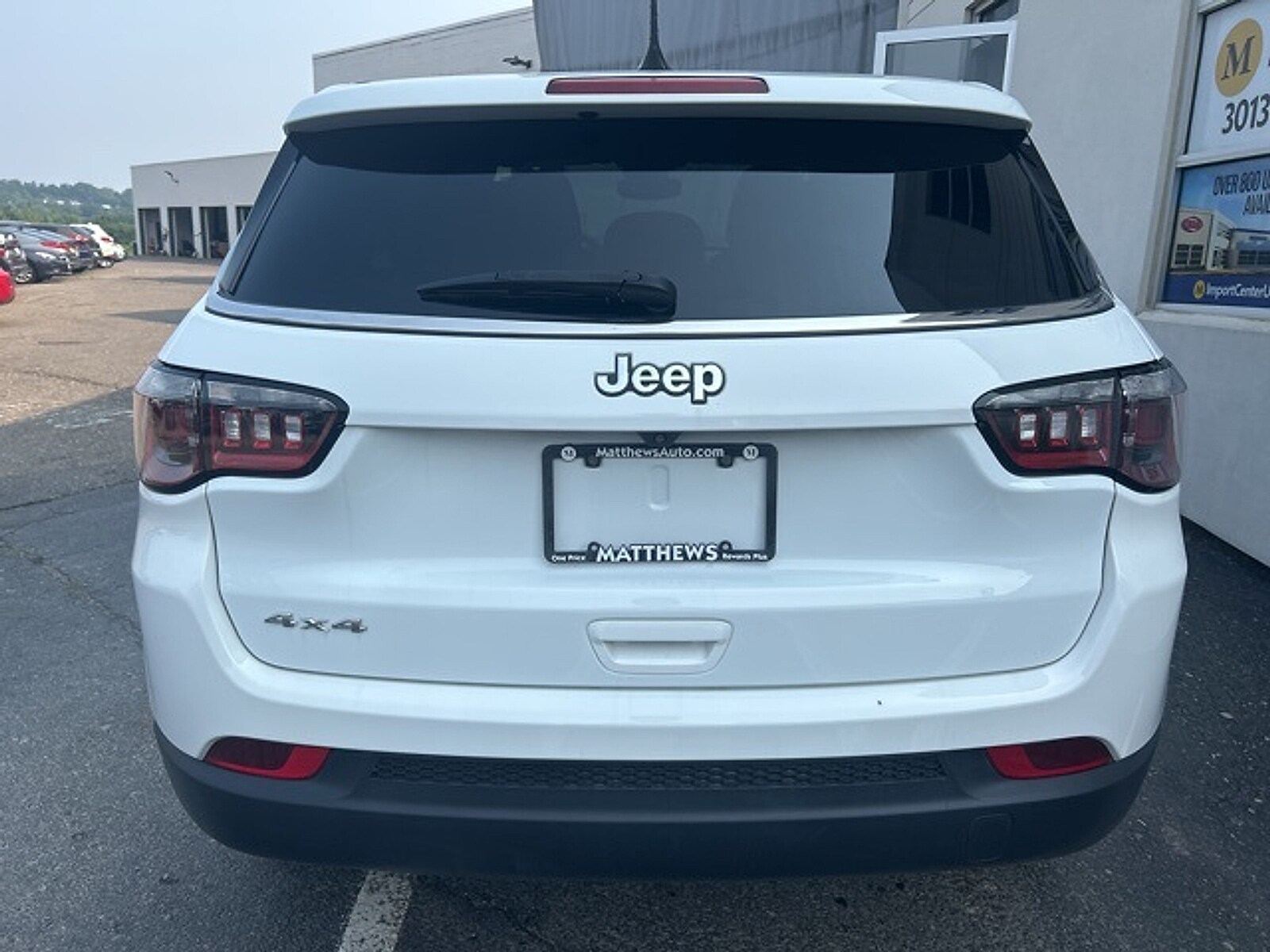2024 Jeep Compass Sport photo 3