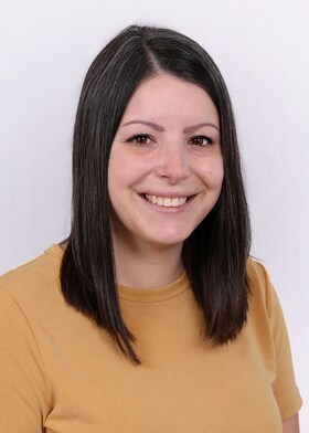 Staff member Roxsann Arellano from ID_c256784abe7f