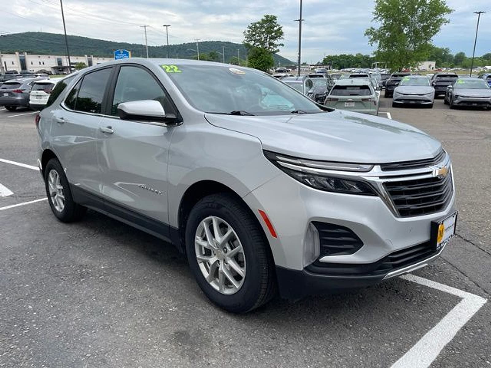 2022 Chevrolet Equinox LT - Photo 6
