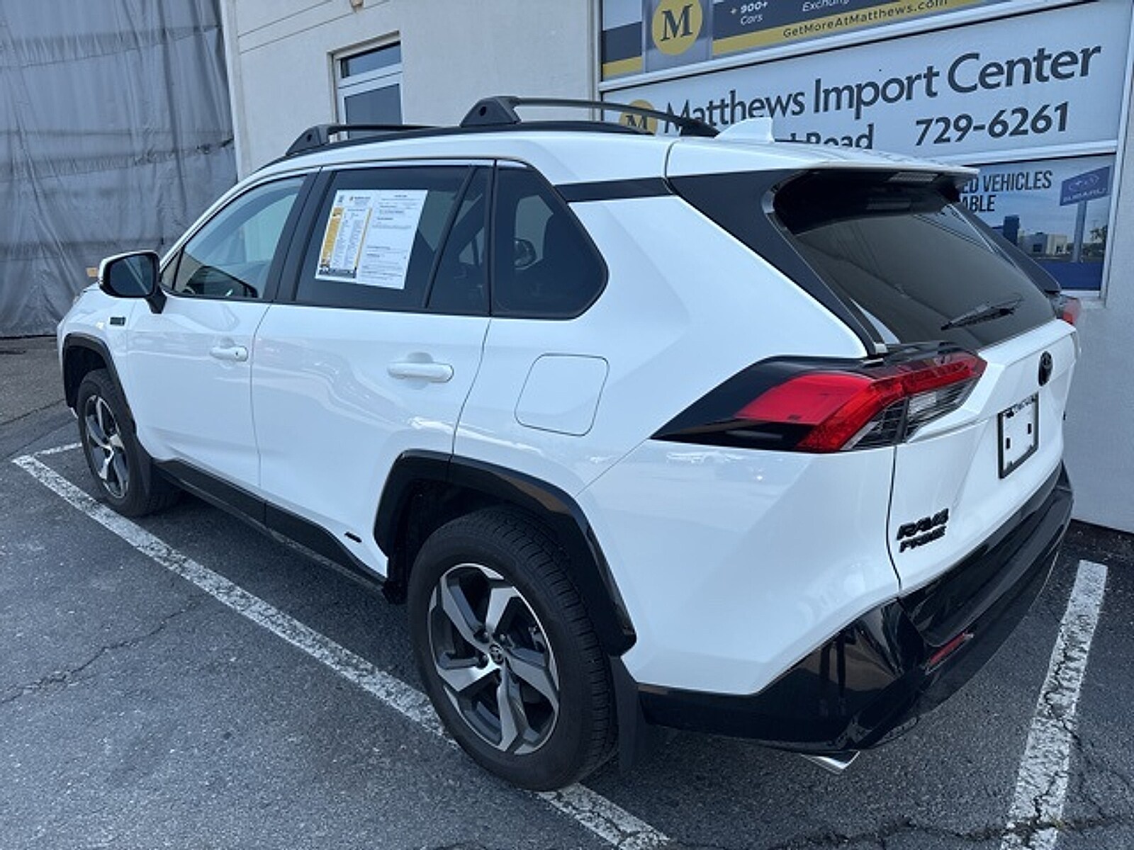 2022 Toyota RAV4 Prime SE photo 3
