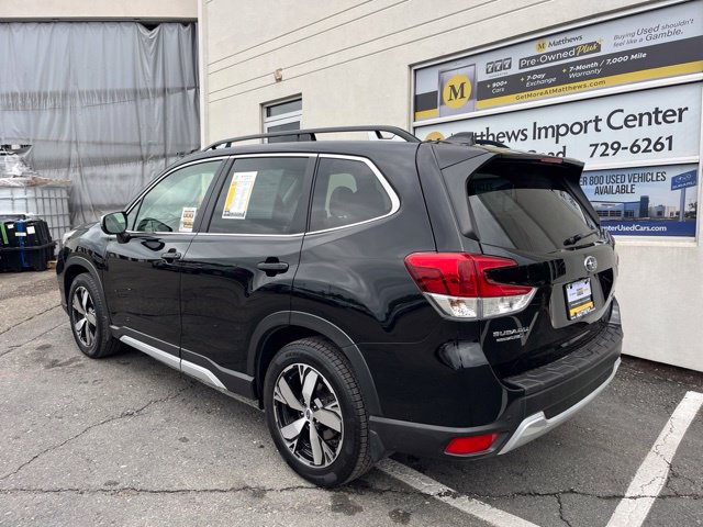 Additional photo of vehicle.