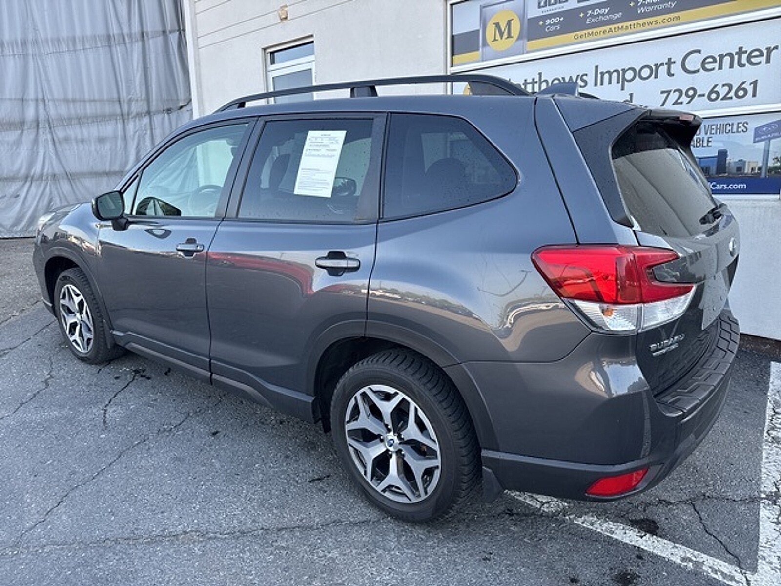 2020 Subaru Forester Premium photo 3