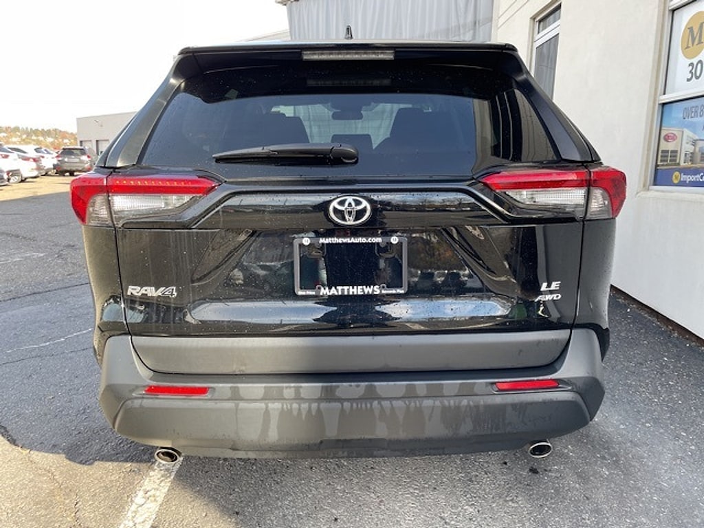 Used 2024 Toyota RAV4 LE SUV