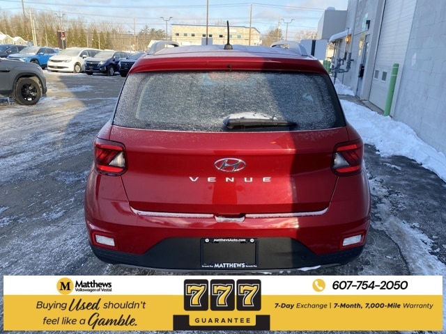 Additional photo of vehicle.