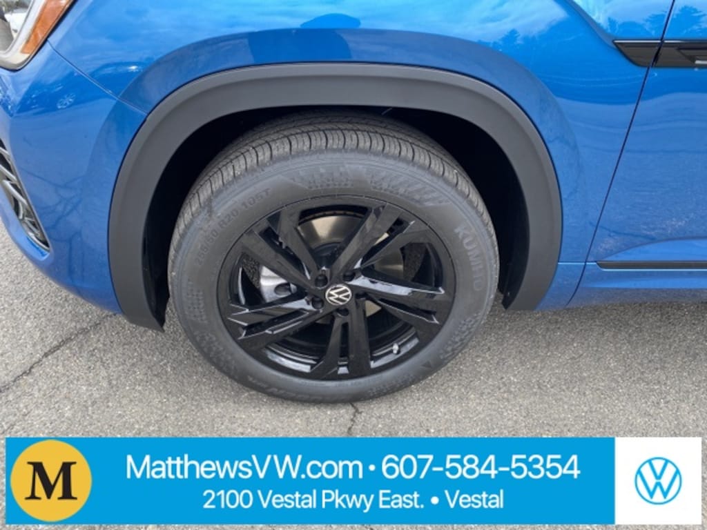 New 2025 Volkswagen Atlas Cross Sport 2.0T SEL R-Line Black SUV