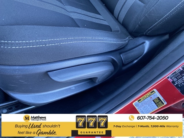 Additional photo of vehicle.