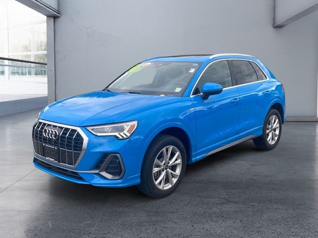 2023 Audi Q3 45 TFSI S Line Premium quattro's photo