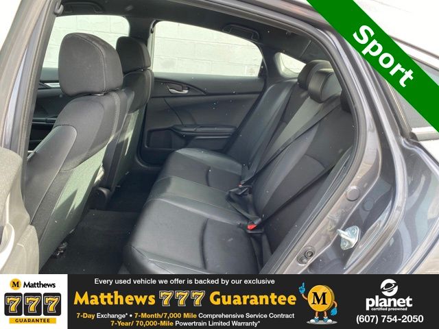 Additional photo of vehicle.