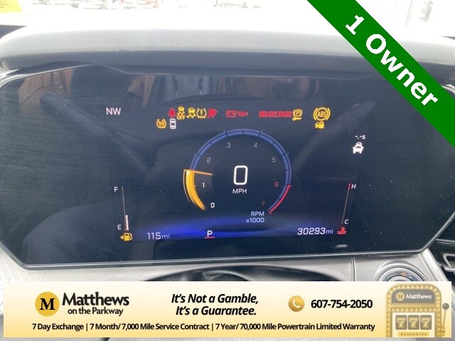 Additional photo of vehicle.