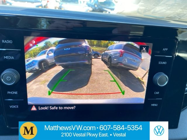 Additional photo of vehicle.