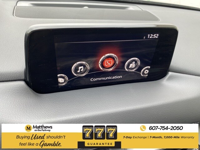 Additional photo of vehicle.