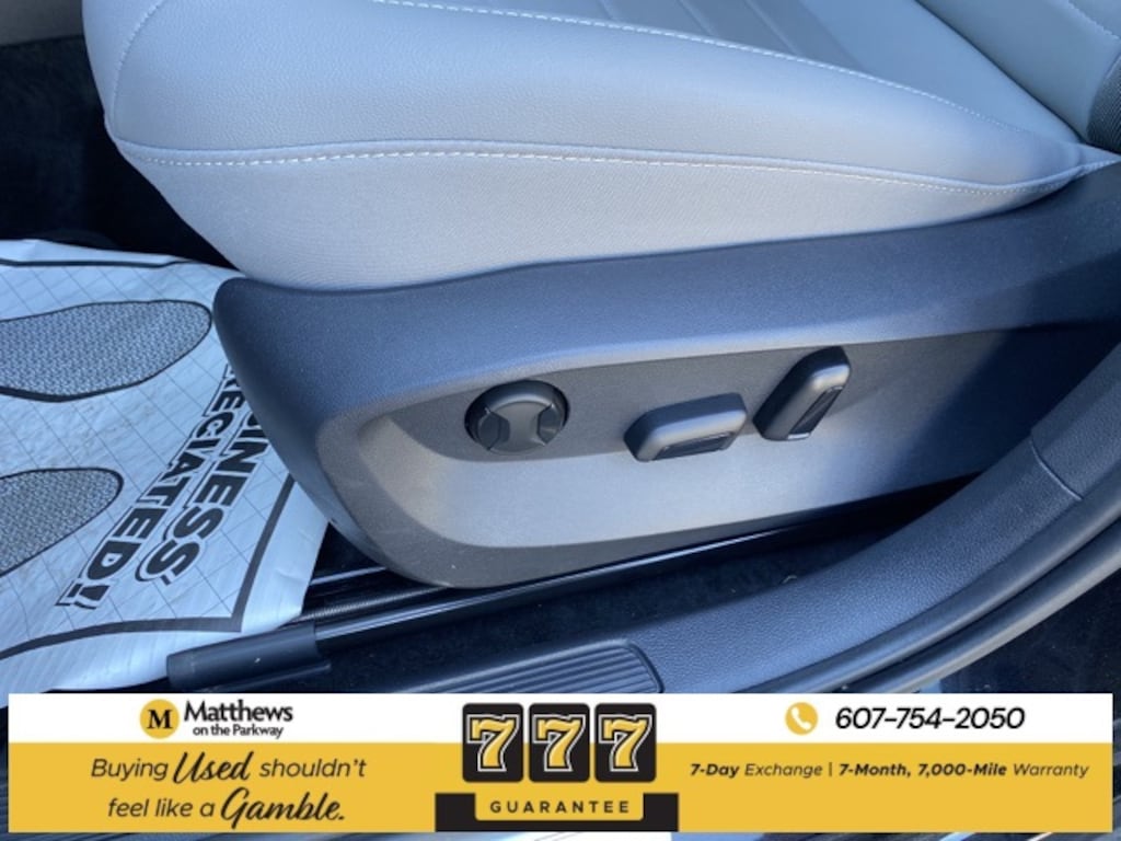 Used 2024 Volkswagen Taos 1.5T SE SUV