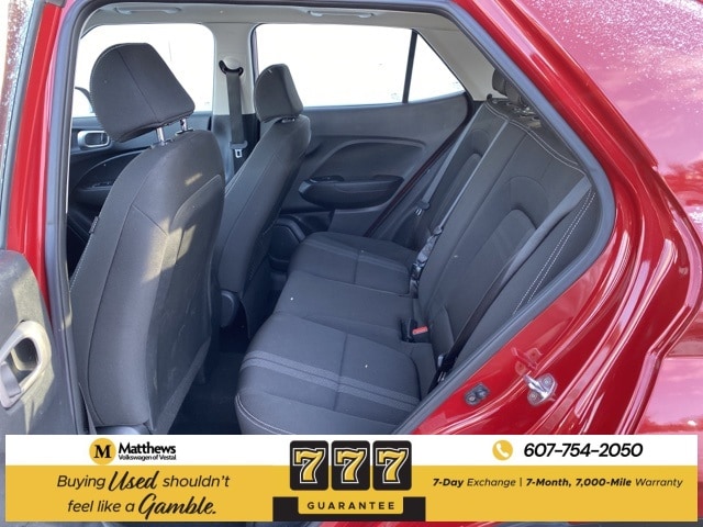 Additional photo of vehicle.