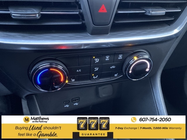 Additional photo of vehicle.