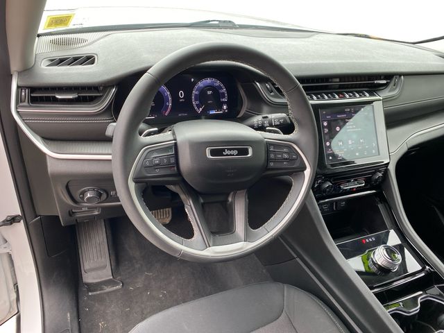 2023 Jeep Grand Cherokee Laredo - Photo 13