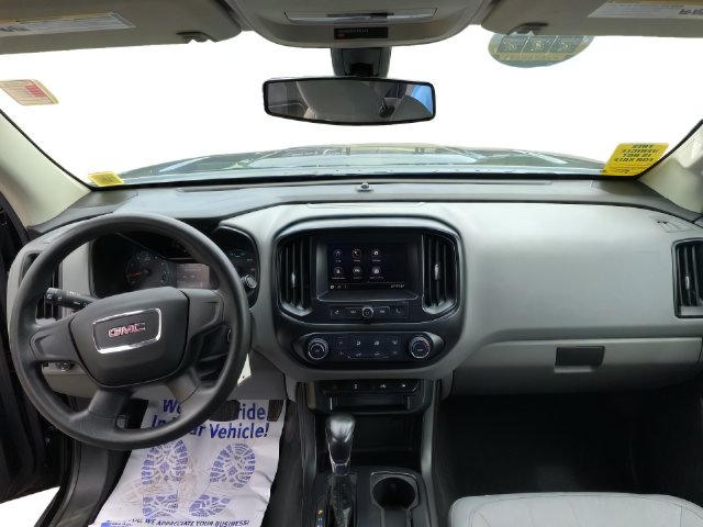 Additional photo of vehicle.