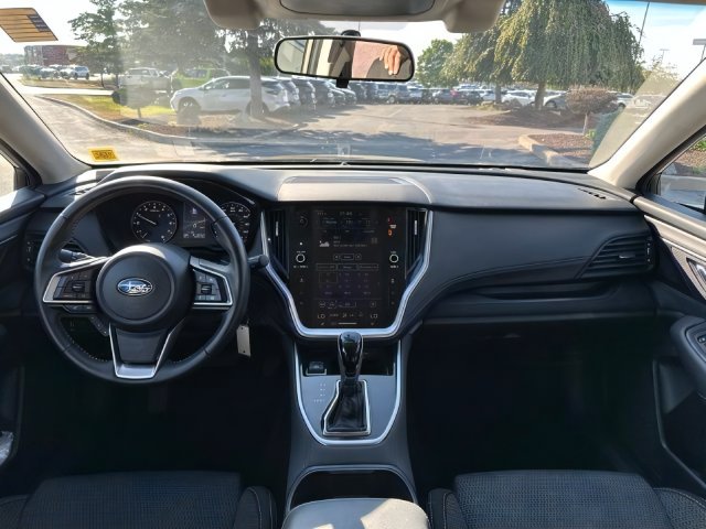 Additional photo of vehicle.