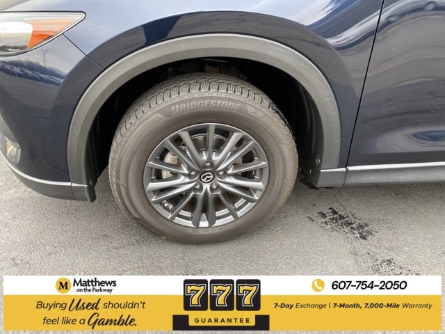 Additional photo of vehicle.