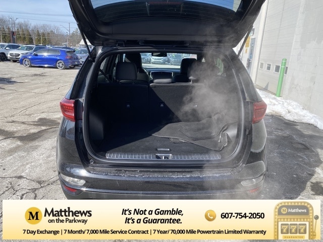 Additional photo of vehicle.