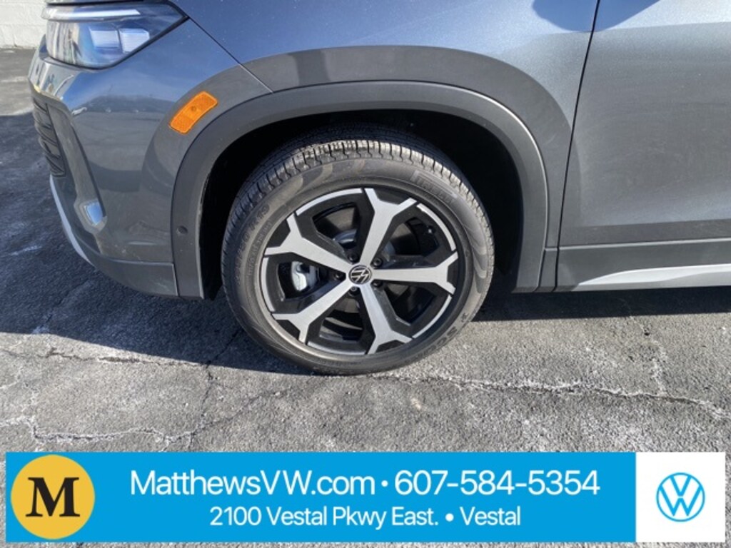 New 2026 Volkswagen Tiguan 2.0T SE SUV