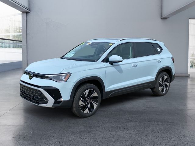 2026 Volkswagen Taos 1.5T SE 4Motion's photo