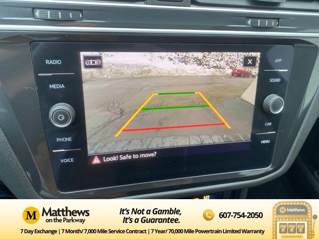 Additional photo of vehicle.